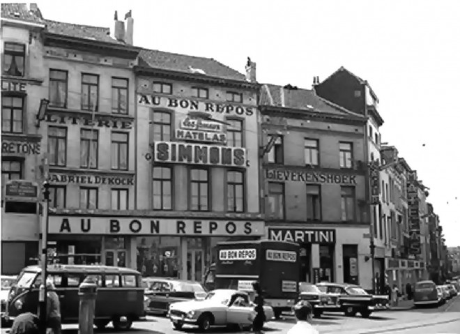 1962 Place de la Chapelle.jpg