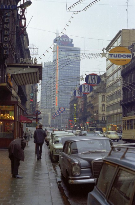 Boulevard Adolphe Max - Place Rogier - décembre 1968.jpg