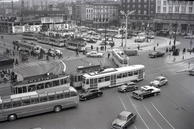 Bruxelles place Rogier en 1957_a. Photo Louis Clessens.jpg