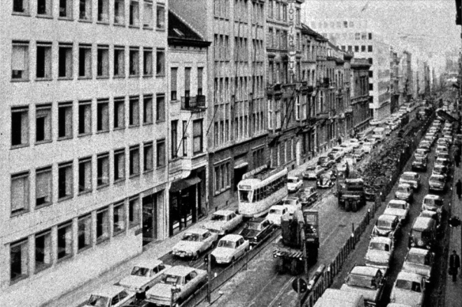 STIB rue de la Loi début 1960.png