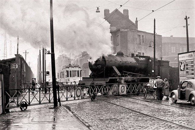 HLv 31.147_xx.xx.1952 @ Bruxelles rue du Progrès.jpg