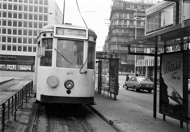 Place Rogier - Motrice 9274 SNCV.jpg