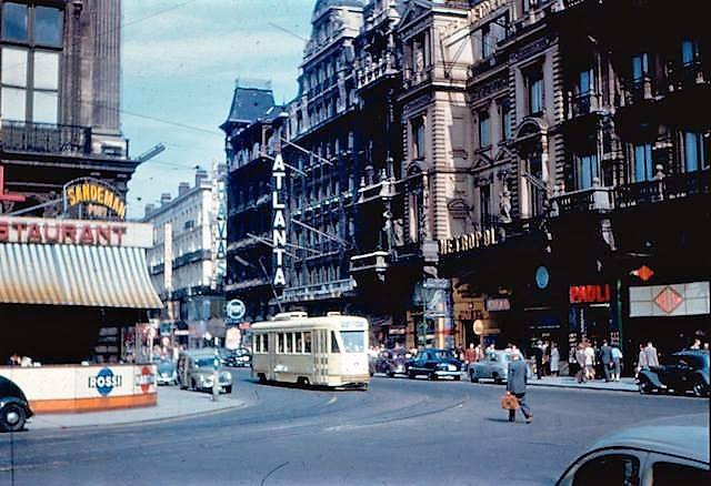 Bruxelles - Place de Brouckère et Adolphe Max - 1958.jpg