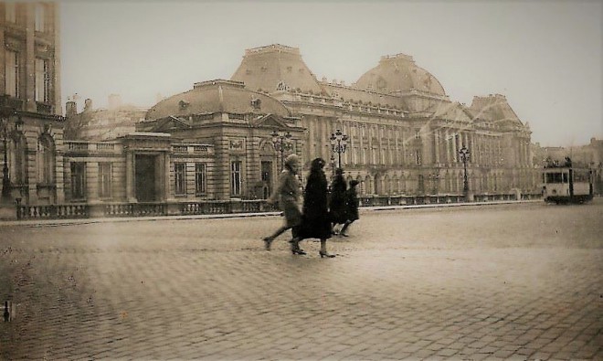Bruxelles - Place des Palais en 1929.jpg