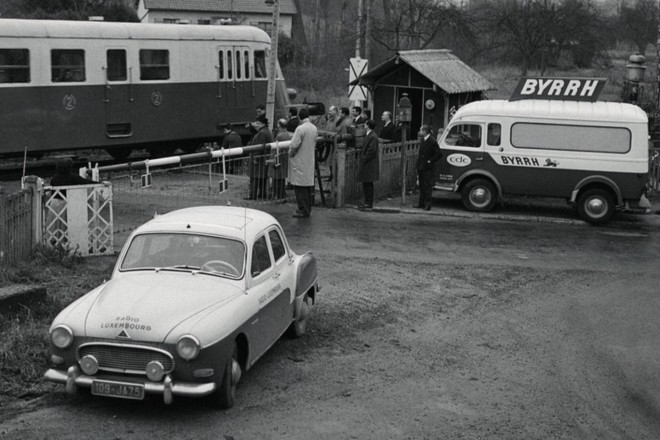 Autorail Renault ABJ - Renault Frégate radio-Luxembourg - Galion.jpg