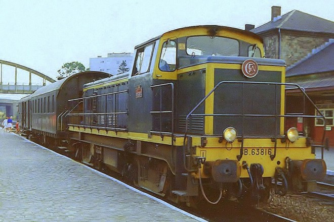 belgien-provinz-luxemburgbahnhof-athusder-wohl-686817.jpg