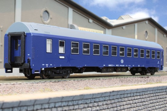 ACME_50578_WLABm_Seite2-550x366.jpg