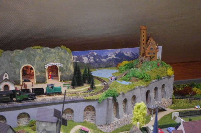 chateaugrotte.JPG