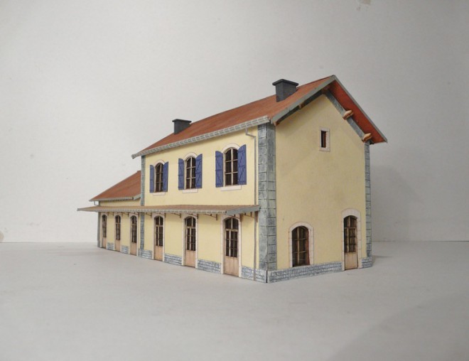 gare a construire, gare ho, modelisme gare, gare plm, gare modelisme ho, gare ho maquette, maquette gare ho, maquettes gare ho, maquette carton gare, 2.JPG