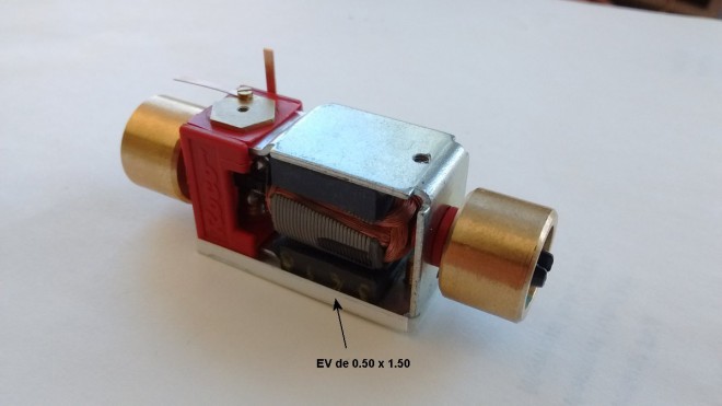 moteur Roco embase 04 reduit.jpg