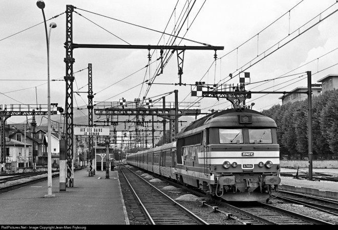 BB 67466 TEE 70-71 Catalan Talgo  Aix-les-Bains - 17 Aout 1975.jpg