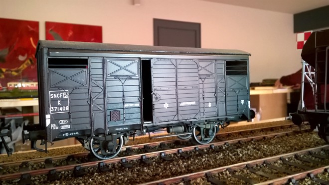 Daniel Fayet-Couverts 20 Tonnes.jpg