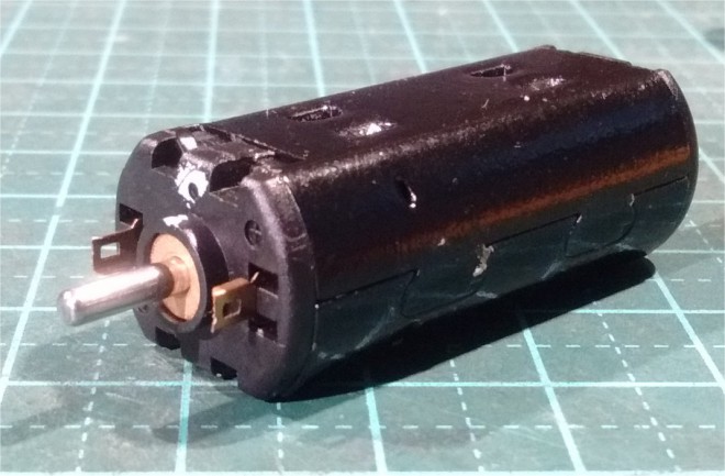 moteur 24v 02 extrait.jpg