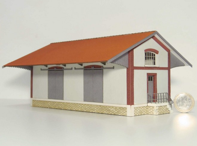 871124 halle semuy 1 (800x596).jpg