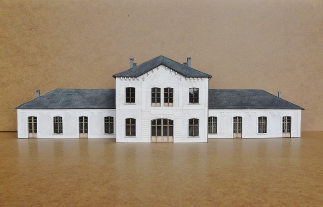 Gare ho, grande gare ho, grande gare 1 87, découper laser, gare de bagnère de bigorre, train bagnère de bigorre (BOIS MODELISME).JPG