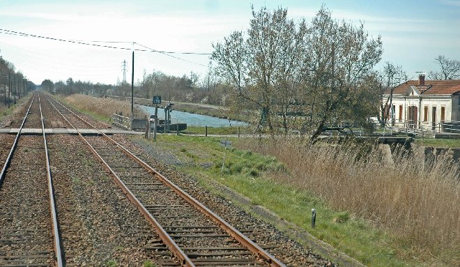 DSC_2076rw.jpg