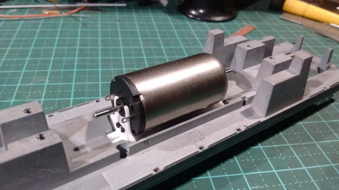 66000 support moteur motraxx V2 02 reduit.jpg