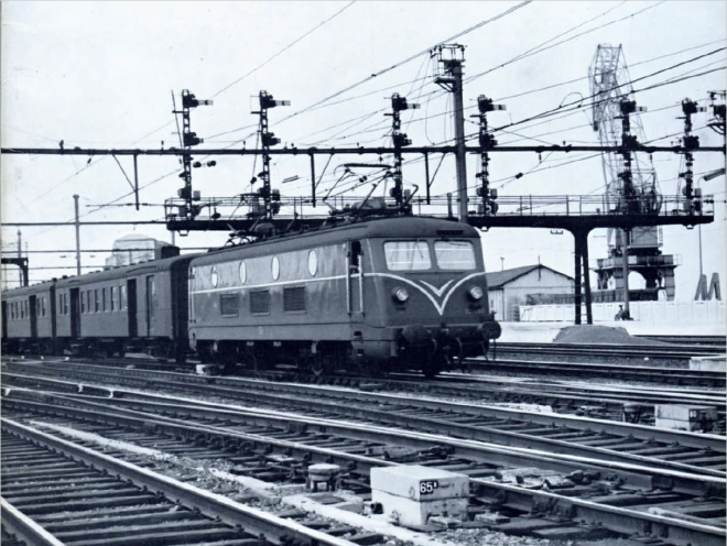 ACEC revue 1956_4.PNG