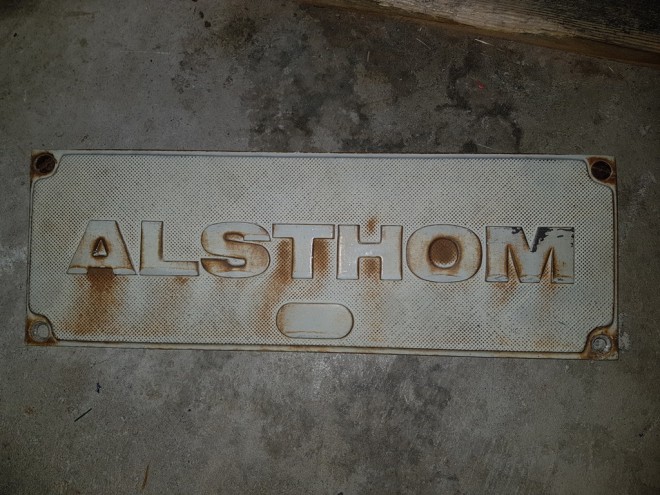 Plaque Alsthom.jpg