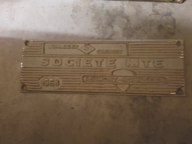 Plaque Schneider Creusot, Société MTE, Jeumont-Schneider, 1968.jpg
