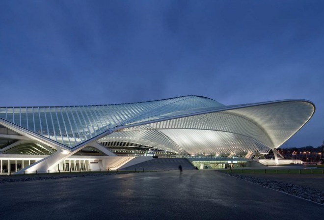 Liege-Guillemins-Station-by-Santiago-Calatrava-5.jpg