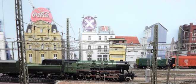 25.004 SNCB - ex BR 50 ÜK.JPG
