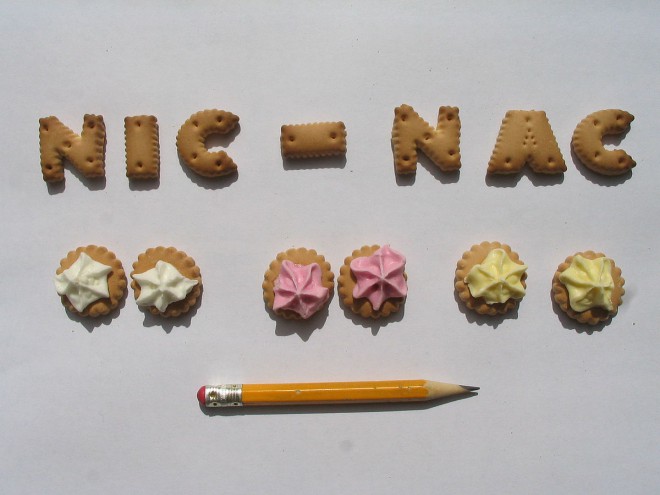 1200px-Nic-Nacs2.JPG