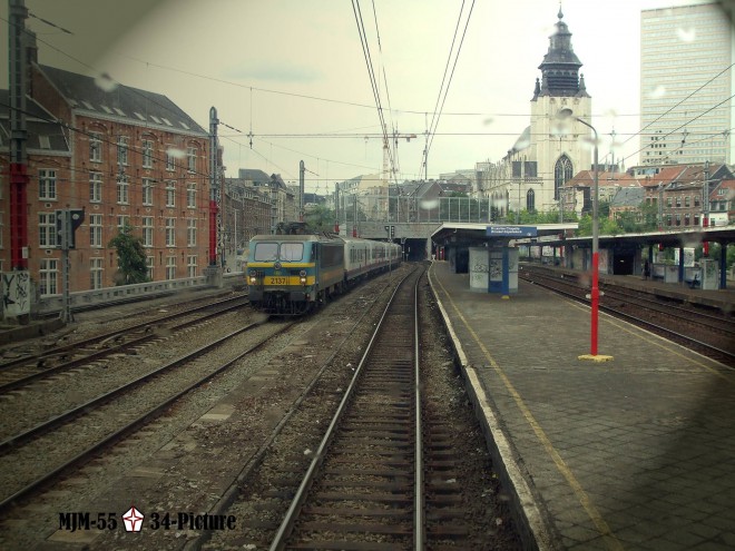 HLe 2137_xx.xx.199x @ Bruxelles-Chapelle_26685859_1578964598850000_6891081759958032262_o.jpg