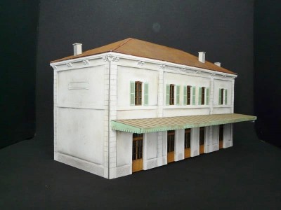 Gare_PLM_5_portes_gare_ho_gare_plm_seconde_classe_maquette_decoupe_laser_gare_5_portes_ho_Maquette_gare_ho_maquette_ho_maquette_ho_train_bois_modelisme_3_s.jpg
