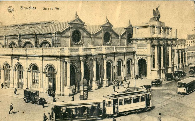 1024px-NELS_-_BRUXELLES_-_Gare_du_Midi.JPG