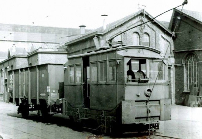 Côte d'Or Bxl rue Bara et le vicinal_Christian Vanitterbeek vieux Bxl FB.jpg