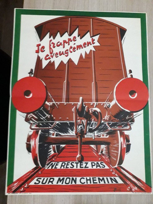 lots-de-7affiches-de-sécurité-SNCF-signées.jpg