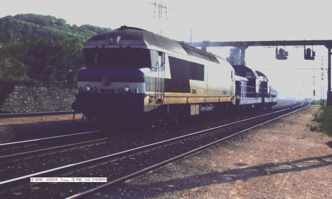 CC 72085 + 2x66000 CV - Ternay - 03.1982.jpg