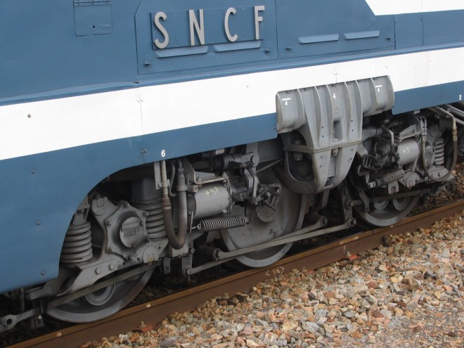 A1A-A1A_68540_bogie_2.JPG