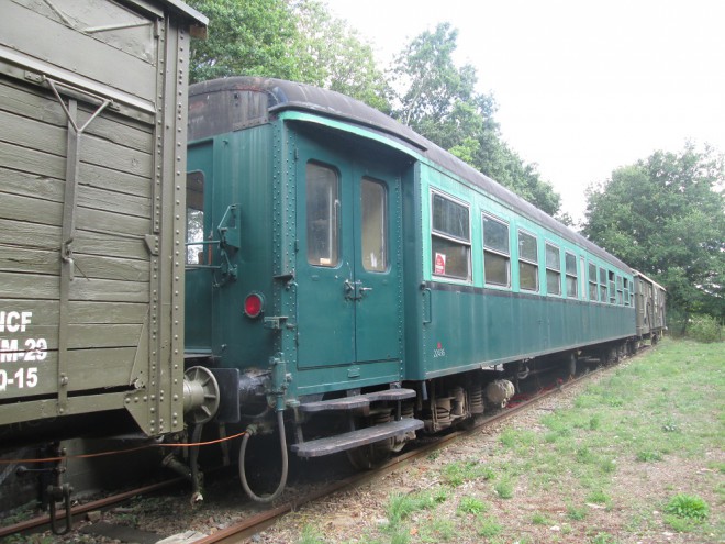 Voiture Belge train des Rêves Dracy-Saint-Loup (1).JPG