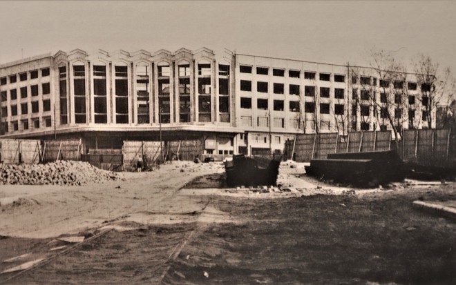 Bruxelles - gare Centrale en construction.jpg