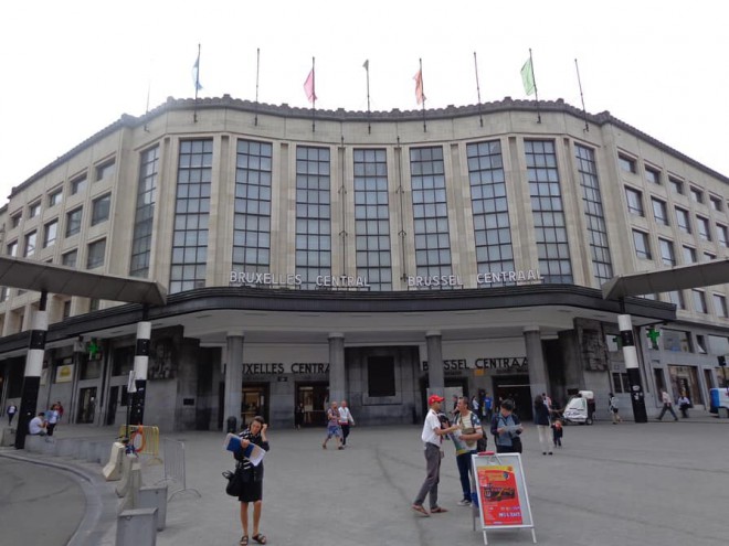 Bruxelles - gare centrale construite.jpg