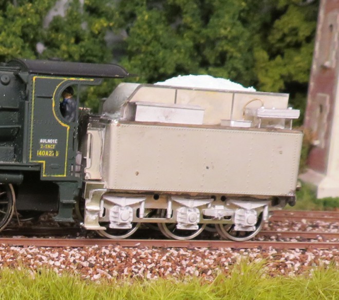 e105tender17a3.jpg