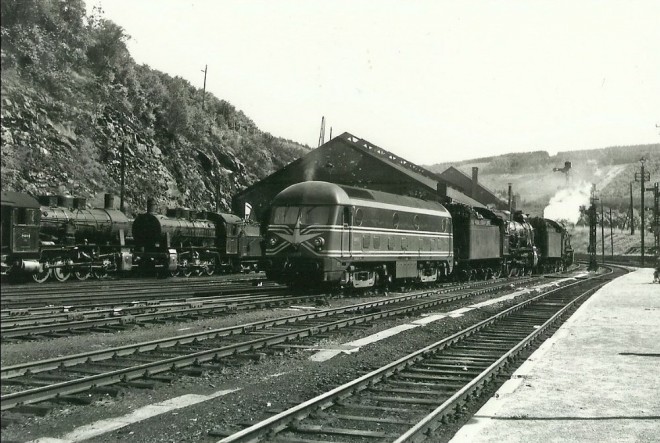 Atelier et gare de Trois-Pont_retroduite-d-apres-negatif_588_001.jpg