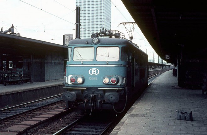 HLe 1505 ou 150012_xx.xx.1966 @ Bruxelles-Midi_cwbkpefk6ahcqaw6w.jpg