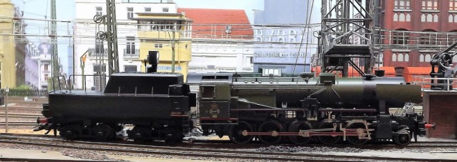 26.005 SNCB - ex BR 52 (2).JPG