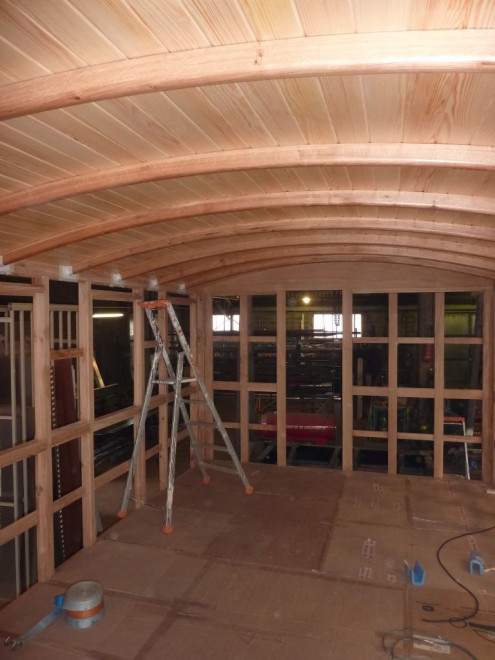 16 vue interieure cote arceaux bois apres fixationS.jpg