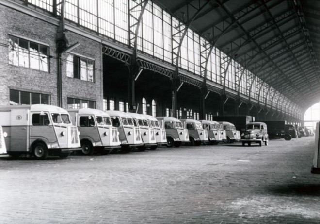 Camionnettes à Tour et Taxis_TW Z11591.jpg