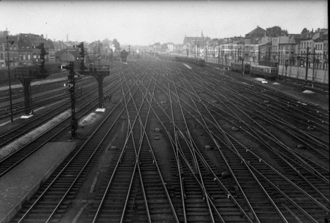 ARd 601_Complexe de voies en gare de Bruxelles-Nord_TW Z06690.jpg