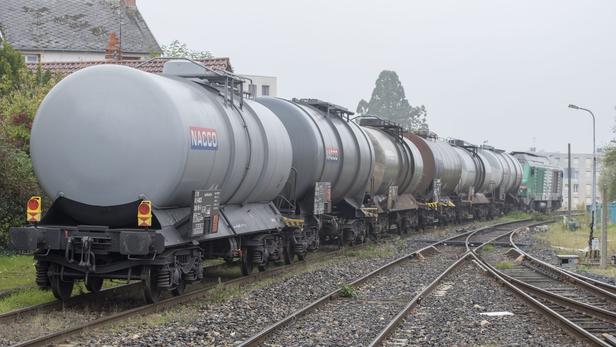wagons citerne_lefigaro.fr.jpg