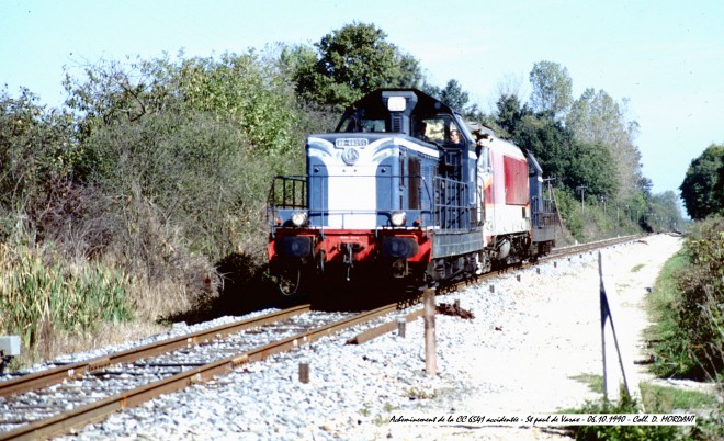 Acheminement de la CC 6541 accidentée2 - St paul de Varax - 06.10.1990.jpg