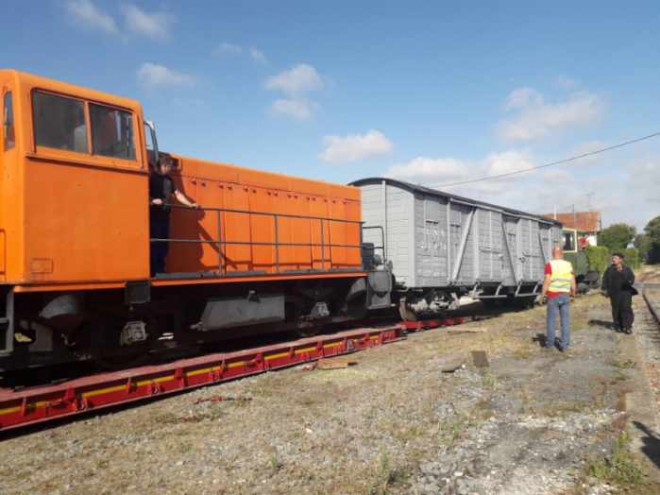 unloading Y 51238 b.jpg