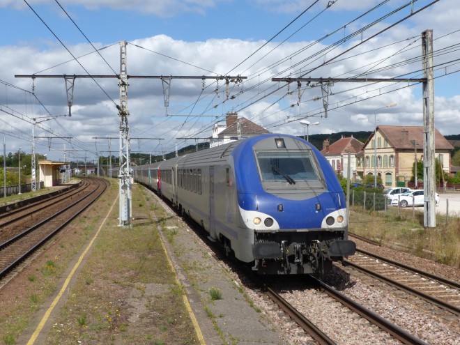 B5uxh - 2020-08-31 - 005 - Villeneuve Sur Yonne - DUCHIRON.P-A. - NUM.JPG