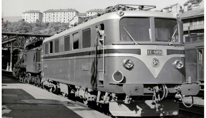 le-passage-en-gare-de-la-locomotive-cc-6051-avant-l-electrification-de-la-ligne-1493323368.jpg