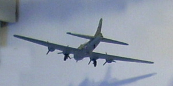 bombardier us b17 forteresse.JPG